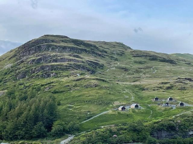 Llechwedd Glamping Hotel Blaenau Ffestiniog Exterior foto