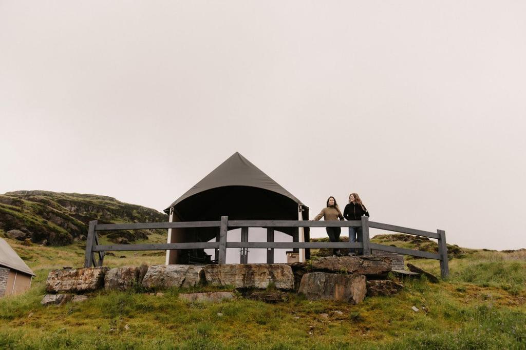 Llechwedd Glamping Hotel Blaenau Ffestiniog Exterior foto